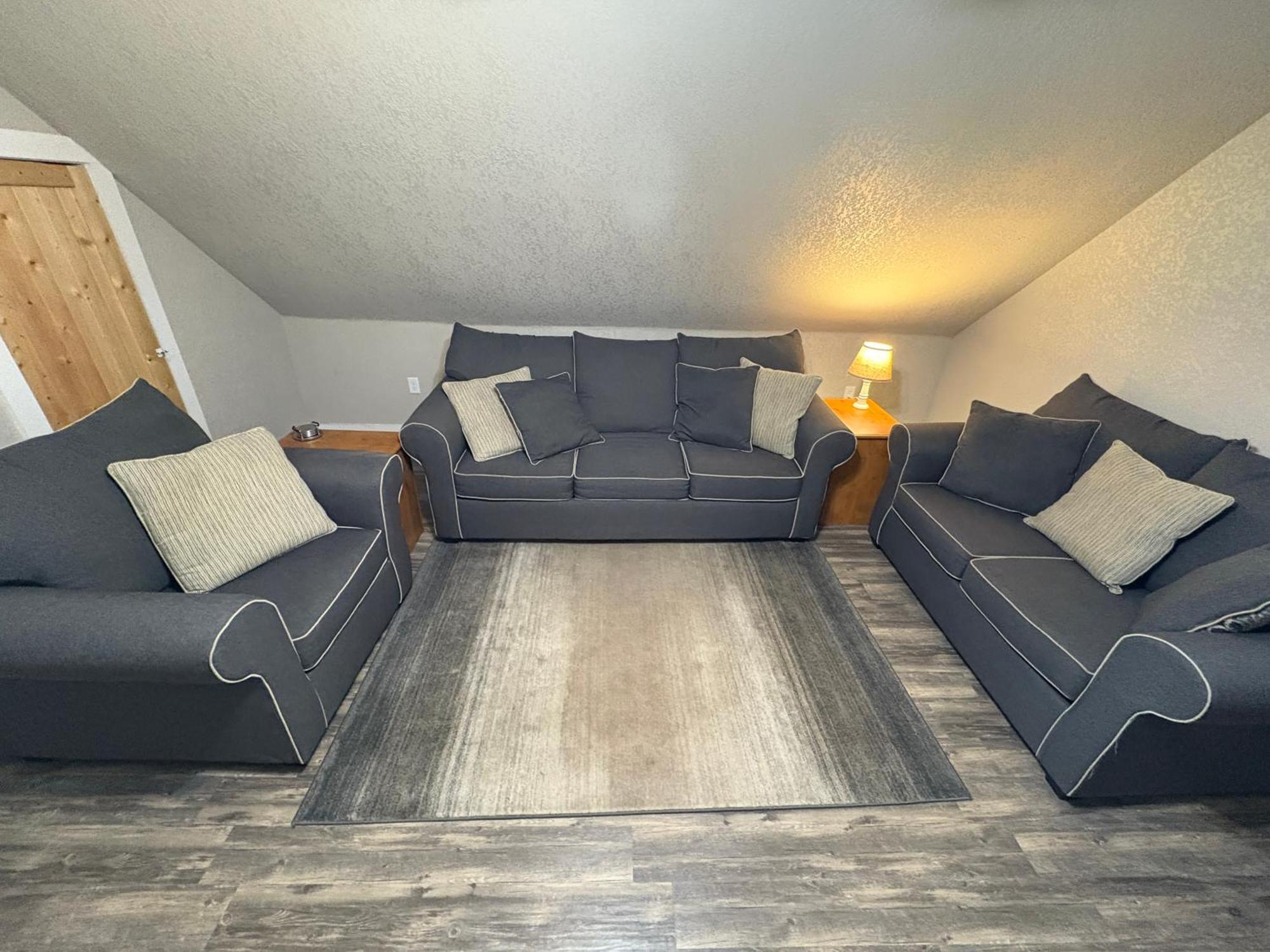 Spacious Rustic Downtown Market St 1 Bedroom Apt, Sleeps Up To 5, Steps To Honeywell & Eagles Theatre Wabash Eksteriør billede